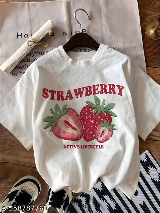 FEMININE STRAWBERRY CLASSIC OVERSIZED KOREAN STYLES T-SHIRT NEW GIRLISH STYLISH PRINT