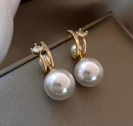 Elegant Bow Pearl Drop Earrings for Women