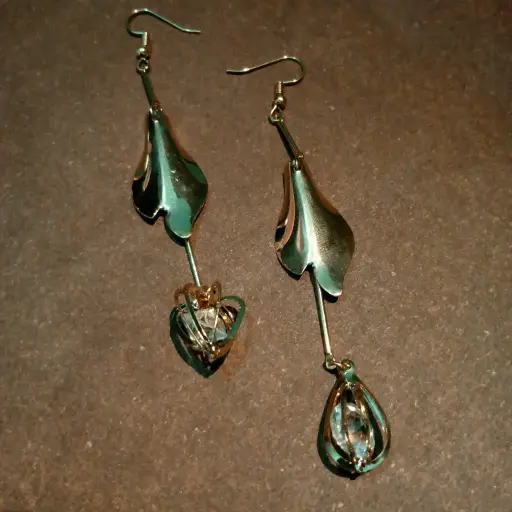 Elegant Dangle Earrings with Sparkling Gemstones