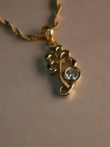 cute pendant for girls (gold finish)